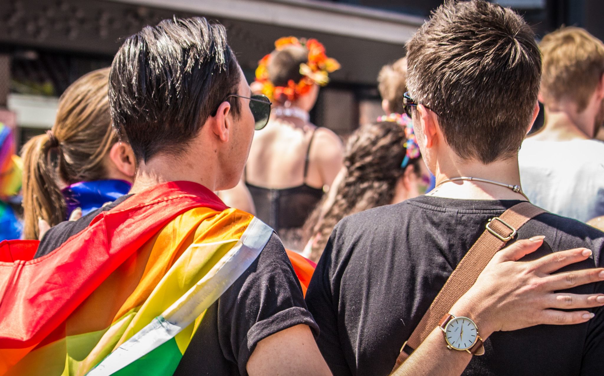 The government committee adopted a project on the "status of the closest person." There will be no "sample couples trial year"