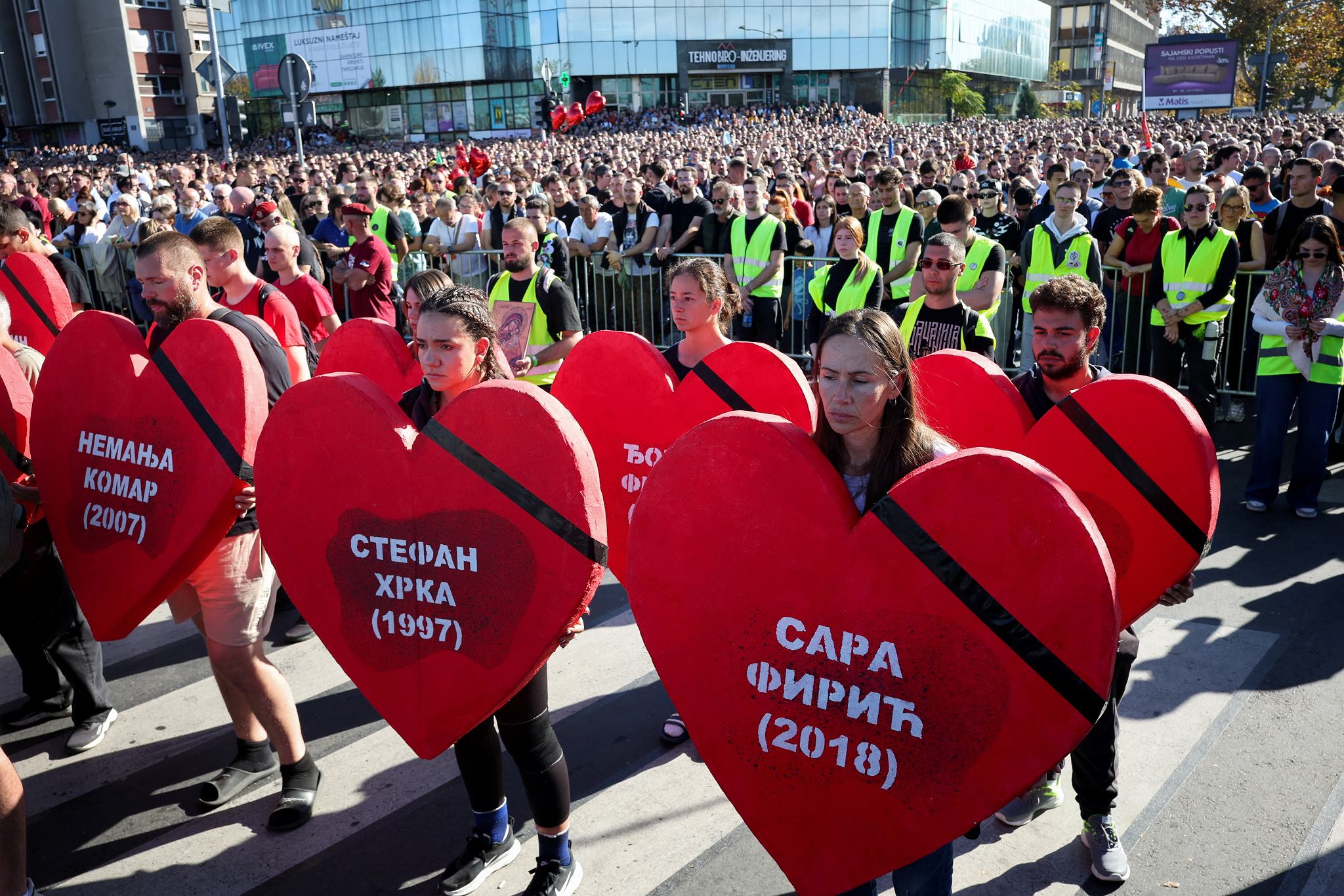 Serbia. Thousands pay tribute to the victims of the tragedy in Novi Sad on its anniversary. What about Aleksandar Vuchić?
